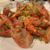 Das Foto wurde bei Confucius Seafood Restaurant von Alan Z. am 12/26/2019 aufgenommen