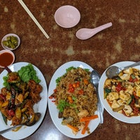 Photo taken at Kwan Im Vegetarian Restaurant by Arun K. on 12/27/2020