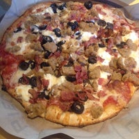 9/16/2014 tarihinde Blake M.ziyaretçi tarafından Pieology Pizzeria'de çekilen fotoğraf
