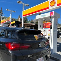 Photo taken at Shell by Omar A. on 9/22/2022