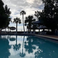 Foto tomada en Magnuson Hotel Marina Cove  por Niklas W. el 12/27/2019