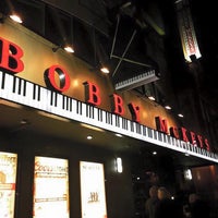 Foto diambil di Bobby McKey&amp;#39;s Dueling Piano Bar oleh Bobby McKey&amp;#39;s Dueling Piano Bar pada 3/29/2017