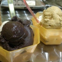 11/25/2012にDustin W.がLa Coppa Gelato Cafeで撮った写真