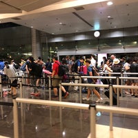 Photo taken at Terminal 2 Taxi Stand by Arnaud B. on 6/24/2018