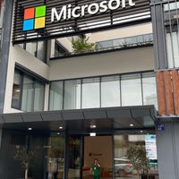 Photo taken at Microsoft Lisbon Experience by Arnaud B. on 10/31/2022