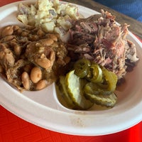 Photo taken at Little Miss Bbq - Sunnyslope by The T. on 4/28/2022