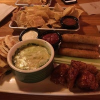 Photo taken at Applebee&amp;#39;s Grill + Bar by The T. on 2/8/2018