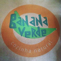 Foto diambil di Banana Verde oleh Hans B. pada 3/19/2013