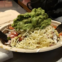 Photo taken at Chipotle Mexican Grill by Yuriy R. on 8/15/2018