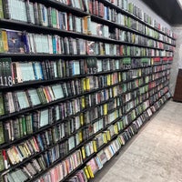 Tsutaya Toko Buku Tsutaya Toko Buku