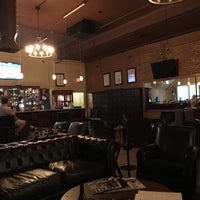 Foto tirada no(a) Primings Lounge and Bar por sam m. em 7/10/2016