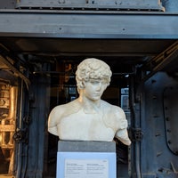 Photo taken at Centrale Montemartini by Rémy B. on 12/2/2018