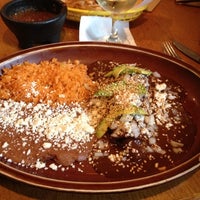 รูปภาพถ่ายที่ Don Ramon&amp;#39;s Mexican Restaurant โดย Gina T. เมื่อ 10/21/2012