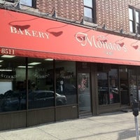10/7/2012にLouis M.がMonaco&amp;#39;s Bakery &amp;amp; Cafe&amp;#39;で撮った写真