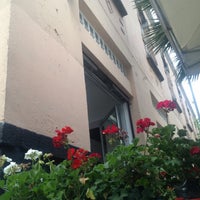 รูปภาพถ่ายที่ Casa Vecina โดย Gus M. เมื่อ 10/6/2012
