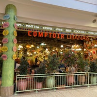 Photo taken at Comptoir Libanais by Marvin L. on 12/29/2021
