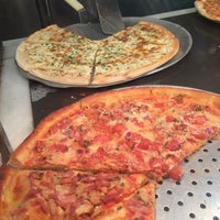 Photo taken at Pizza Da Marino by Zamir on 11/4/2014