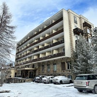 Photo taken at Hotel Kurhaus Lenzerheide by Doddy on 1/17/2023