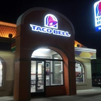 Photo taken at Taco Bell by The Liteman on 2/7/2013