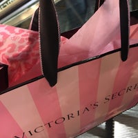 Photo taken at Victoria&amp;#39;s Secret by punchpcp on 5/27/2017