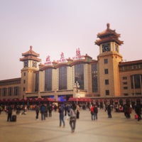 Photo taken at Beijing Railway Station by Maximilian Chong i. on 4/21/2013