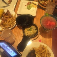 Photo taken at Chili&amp;#39;s Grill &amp;amp; Bar by 🅰hmed on 8/3/2015