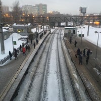 Photo taken at Ж/Д платформа «Авиамоторная» by Dmitry N. on 1/27/2017