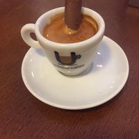 10/15/2017 tarihinde Roberto D.ziyaretçi tarafından Unique Cafés'de çekilen fotoğraf