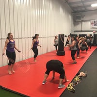 Photo prise au Torched Kickboxing and Fitness Center par Tiffany C. le12/28/2018