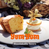 Foto tirada no(a) Moustakallis Tavern por Moustakallis Tavern em 11/4/2014