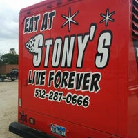 Foto diambil di Stony&amp;#39;s Pizza Truck oleh Stony&amp;#39;s Pizza Truck pada 11/4/2014