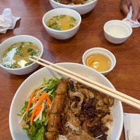 Photo taken at Phở Huỹnh Hiệp 2 - Kevin &amp;amp; Chris&amp;#39;s Noodle House by melleemel on 6/15/2022