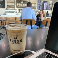Das Foto wurde bei Press Coffee von melleemel am 9/11/2019 aufgenommen