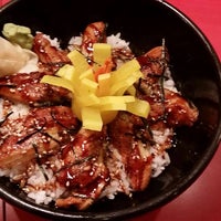Das Foto wurde bei Seiko Japanese Restaurant von Seiko Japanese Restaurant am 11/4/2014 aufgenommen