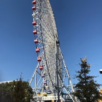 Photo taken at Tempozan Giant Ferris Wheel by Yumi on 12/9/2023