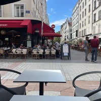 Photo taken at Café du Marché by Eugene on 7/30/2021
