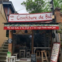 Photo taken at Confiture de Bali by Dewi W. on 12/25/2021