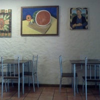 1/28/2013 tarihinde Laura Elisa O.ziyaretçi tarafından Tikva Cafe'de çekilen fotoğraf