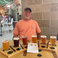 Photo taken at Right Brain Brewery by Brenda D. on 7/29/2022
