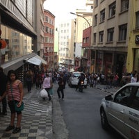 รูปภาพถ่ายที่ Shopping Porto Geral โดย Saimon M. เมื่อ 10/16/2012