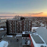 Photo taken at Delta Hotels by Marriott Trois Rivieres Conference Centre by Stevy T. on 3/22/2023