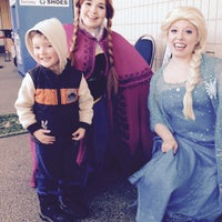 Photo taken at Country Grocer by Michelle T. on 4/11/2015