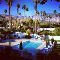 รูปภาพถ่ายที่ Palm Springs Yacht Club โดย Jack L. เมื่อ 1/22/2013