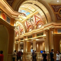 Venetian Front Office The Strip 0 Tips
