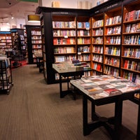 Photo taken at Waterstones by Sirui L. on 12/28/2018