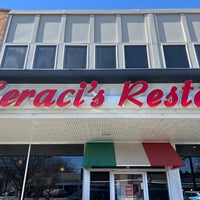 Foto tirada no(a) Geraci&amp;#39;s Restaurant por Melissa em 3/15/2023