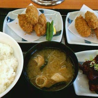 Photo taken at 桜木食堂 by Noboru I. on 10/5/2012