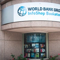 Foto tomada en World Bank Group InfoShop Bookstore  por World Bank Group InfoShop Bookstore el 11/7/2014