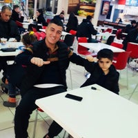 Photo taken at Burger King by Serdar Ö. on 1/22/2019
