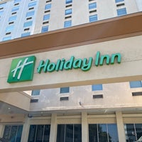 Снимок сделан в Holiday Inn Los Angeles - LAX Airport пользователем Matt B. 7/5/2023